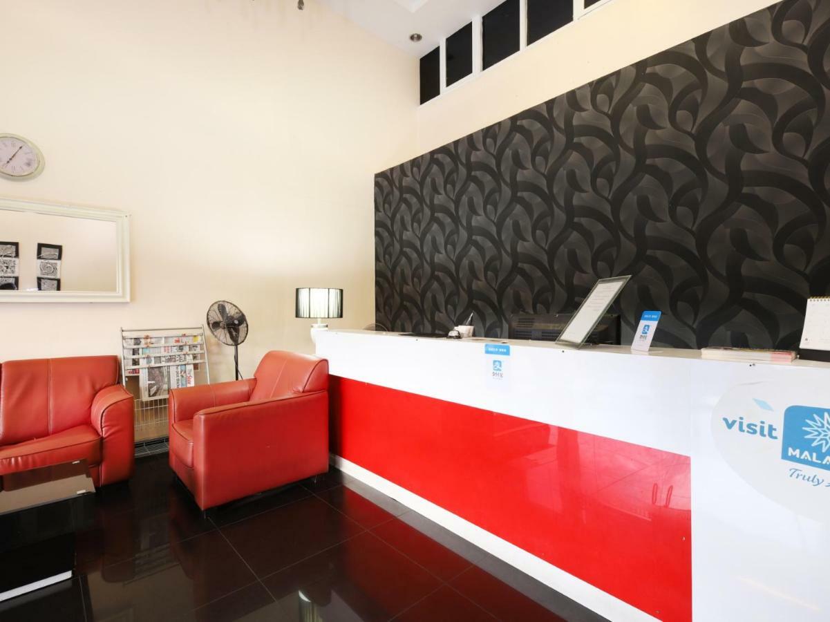Oyo786茨迪利特酒店 关丹 外观 照片